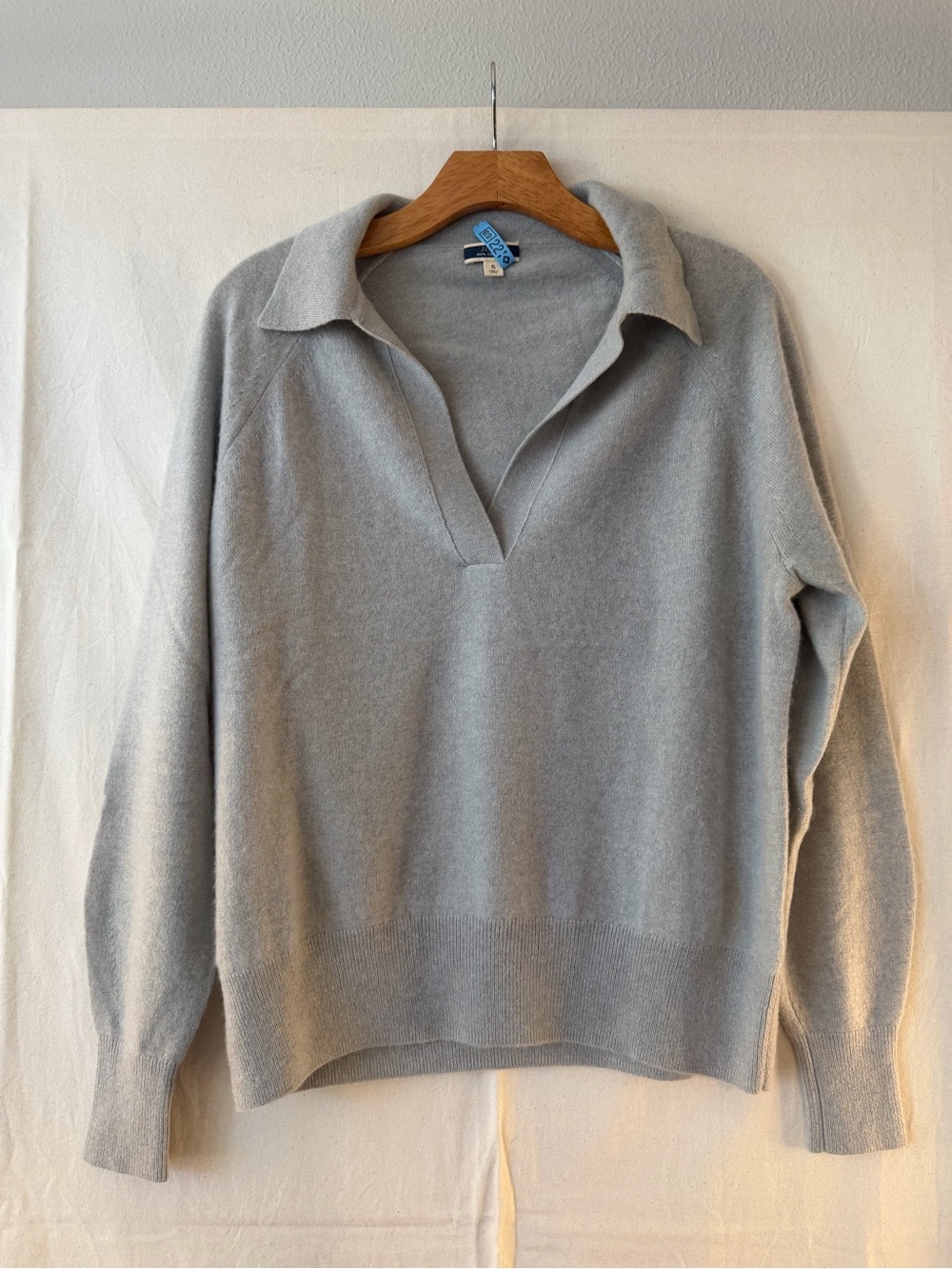 J. Crew Light Blue-Gray Collared V-Neck Sweater Soft 100% Cashmere